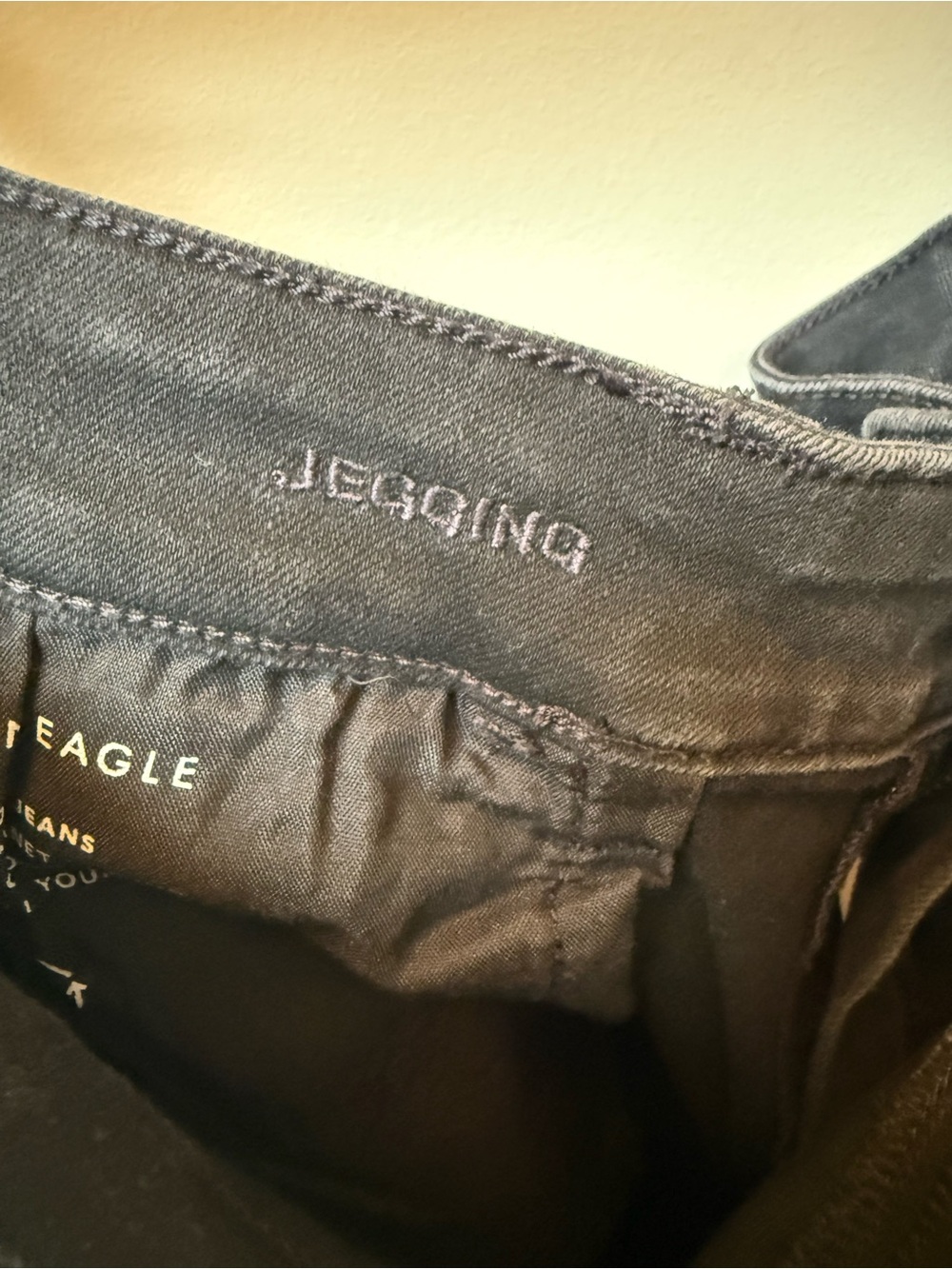 American Eagle Outfitters Black Jeans- Jegging - Picture 6 of 6